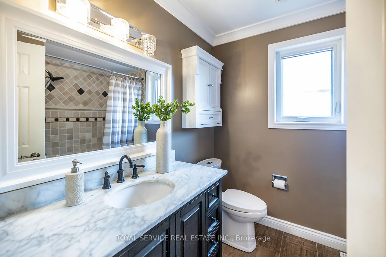 Photo 31 of 55 White Cliffe Drive, Clarington, Courtice — HOMEH