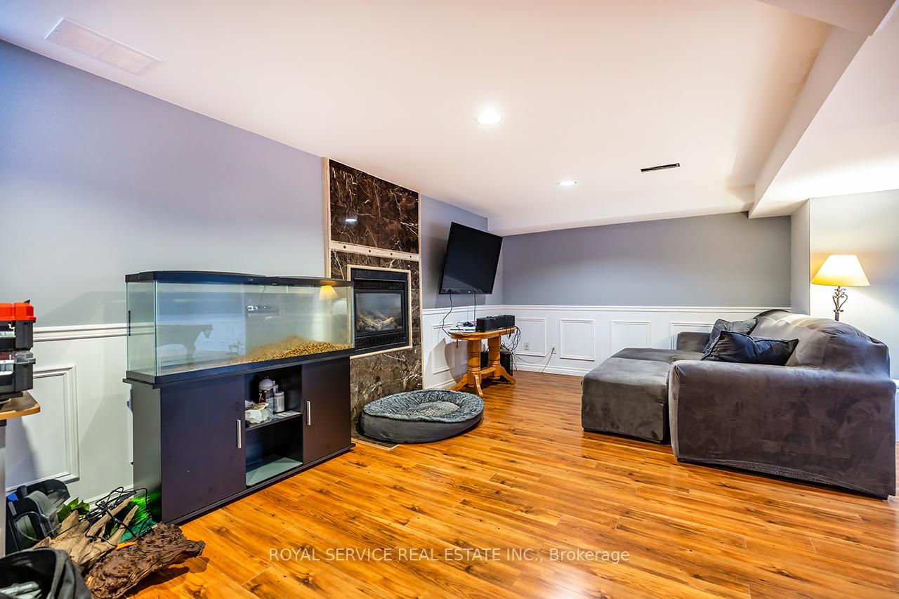 Photo 33 of 55 White Cliffe Drive, Clarington, Courtice — HOMEH