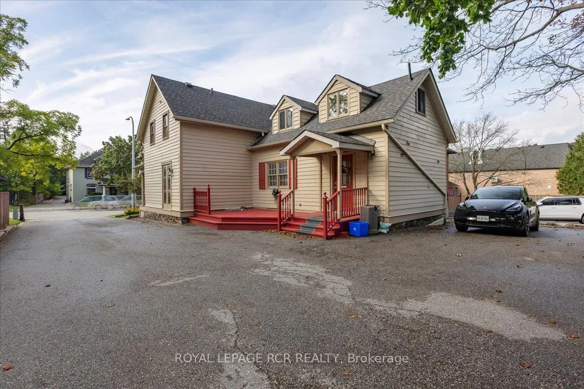 Photo 26 of 50 Wellington Street E, Aurora, Aurora Village — HOMEH