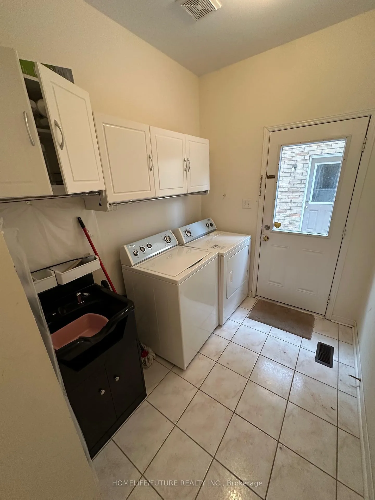 Photo 12 of 26 Voysey Way, Markham, Cedarwood — HOMEH