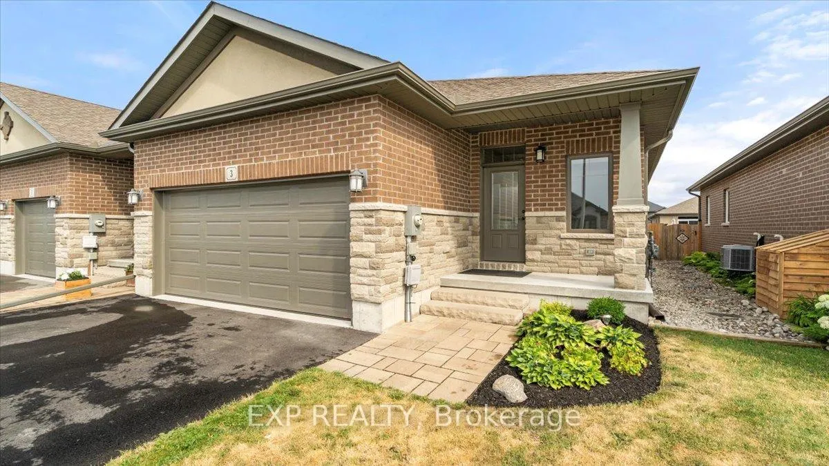 Front of 3 Farmington Crescent