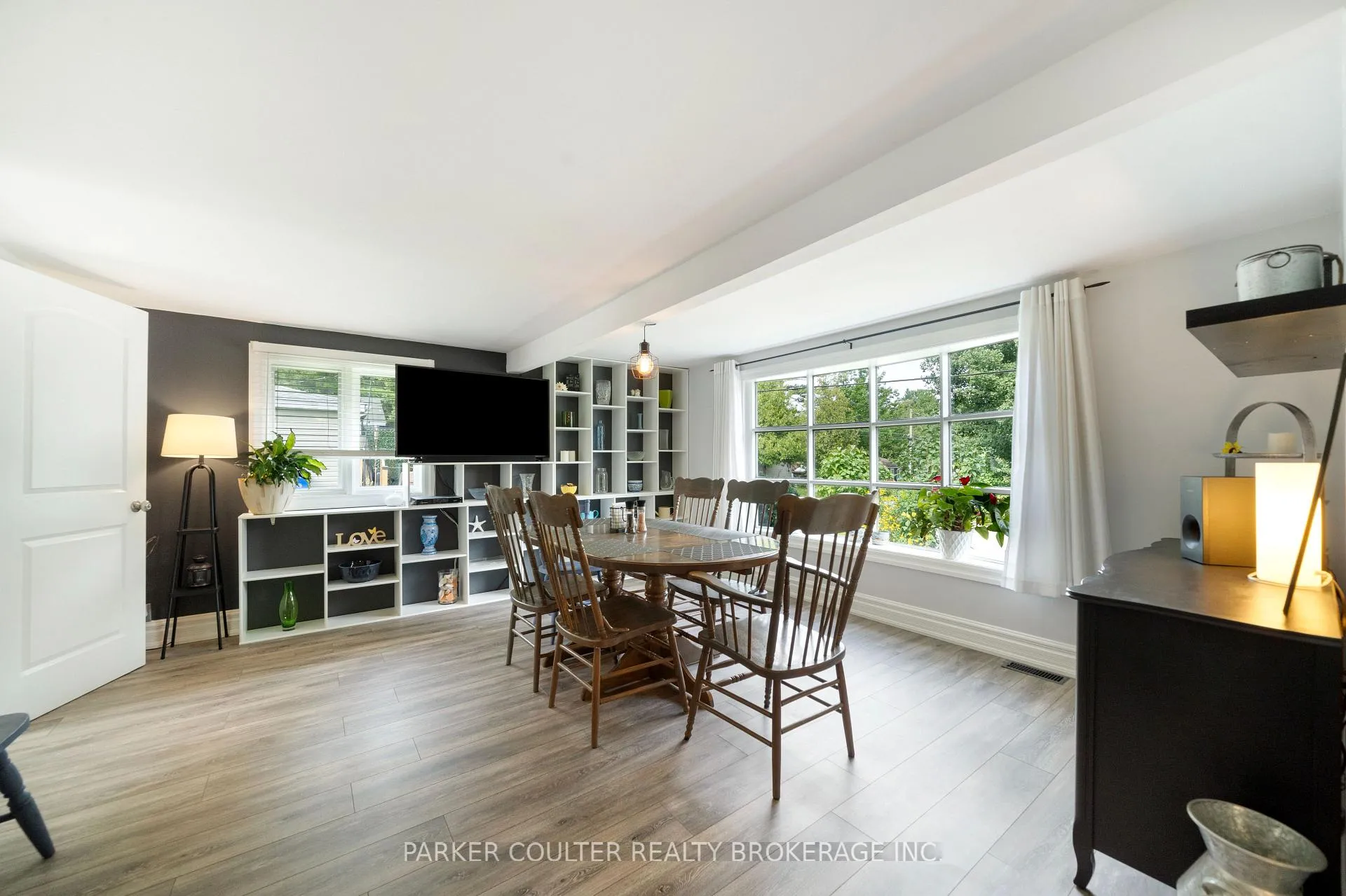 Photo 7 of 3 Earldom Boulevard, Tay, Port McNicoll — HOMEH