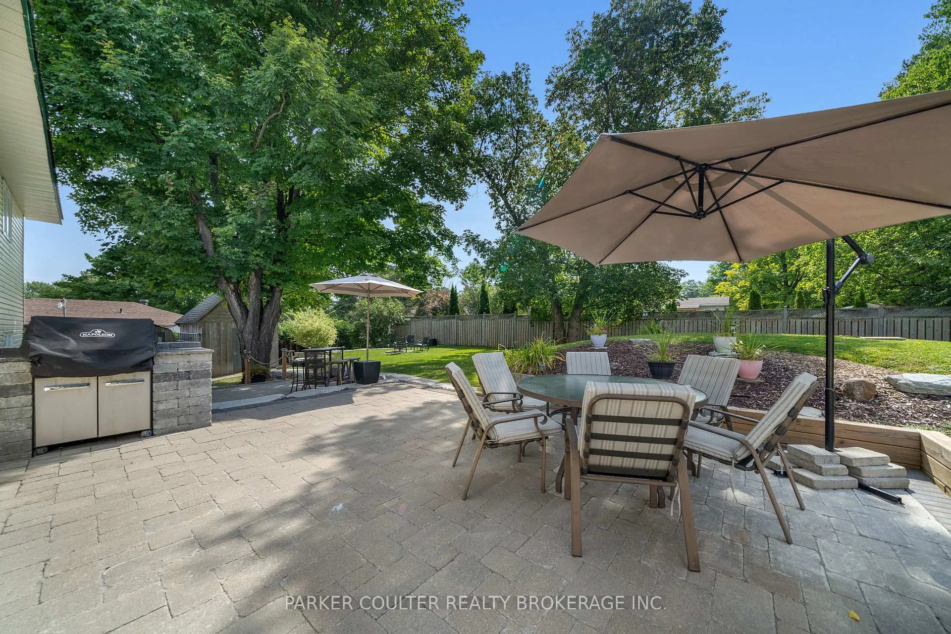 Photo 12 of 3 Earldom Boulevard, Tay, Port McNicoll — HOMEH