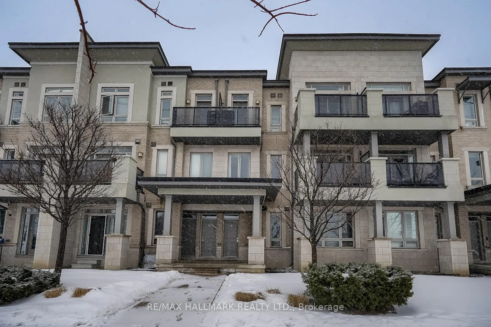 Front of Unit 9, 9601 Jane Street