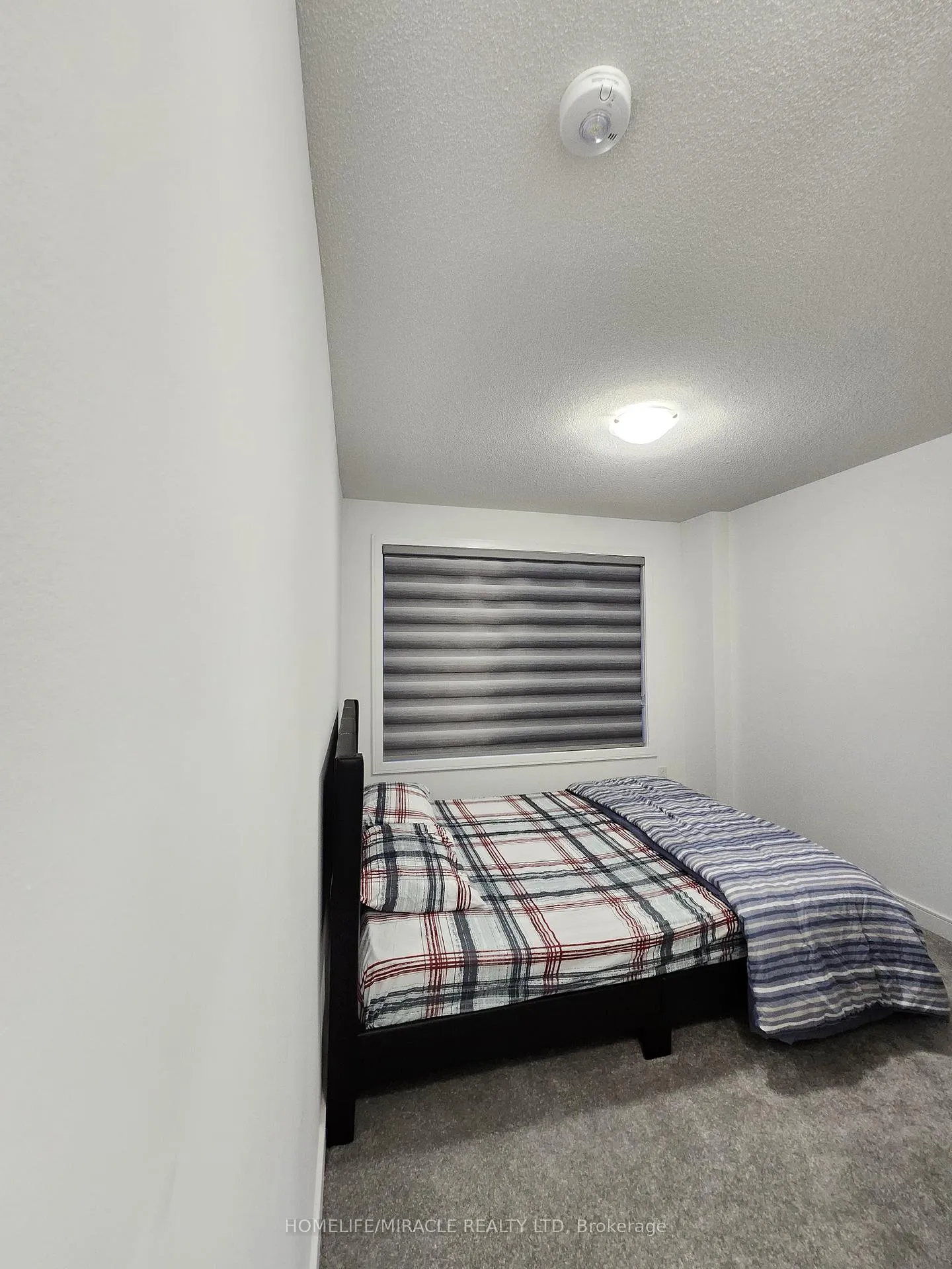 Photo 8 of 57 Spry Lane, Barrie, Innis-Shore — HOMEH