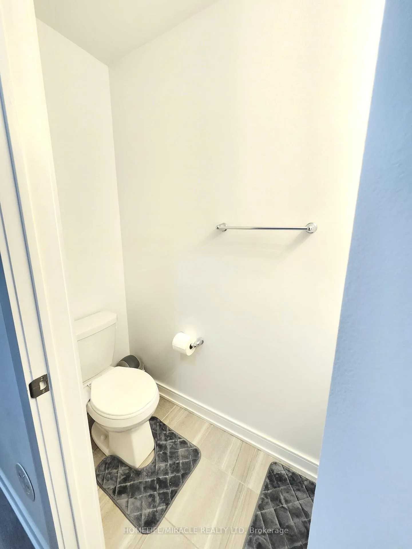Photo 10 of 57 Spry Lane, Barrie, Innis-Shore — HOMEH
