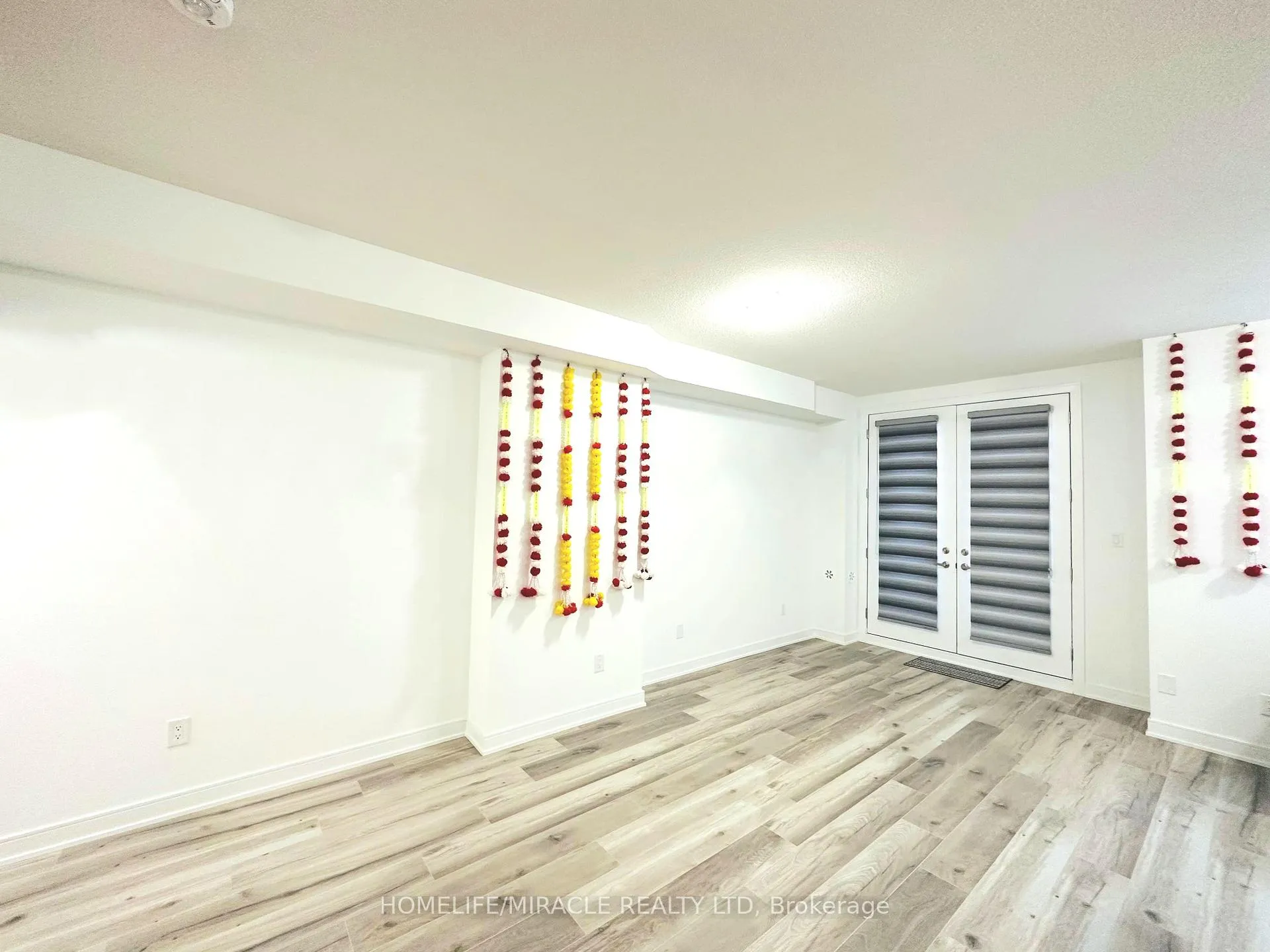 Photo 16 of 57 Spry Lane, Barrie, Innis-Shore — HOMEH