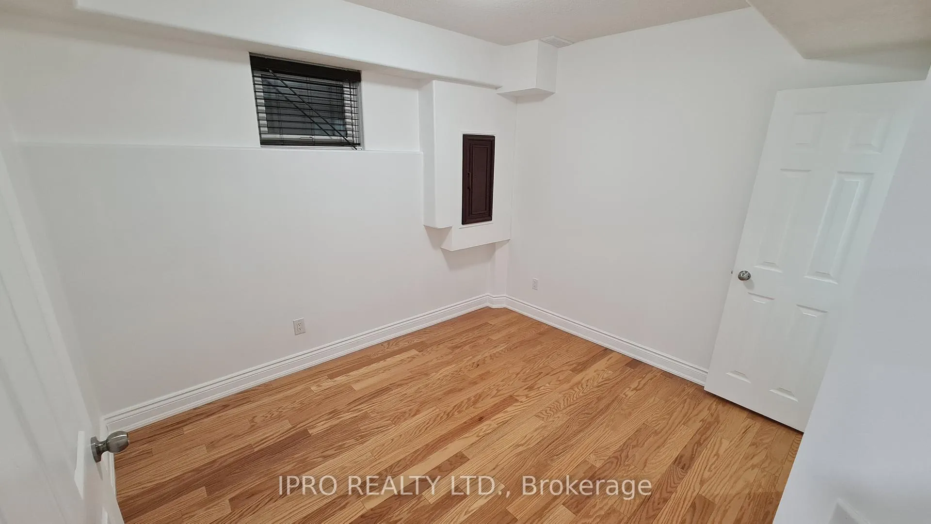 Photo 10 of Unit Lower, 172 Lena Crescent, Waterloo — HOMEH