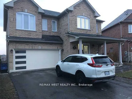 Front of 8 Hibiscus Court