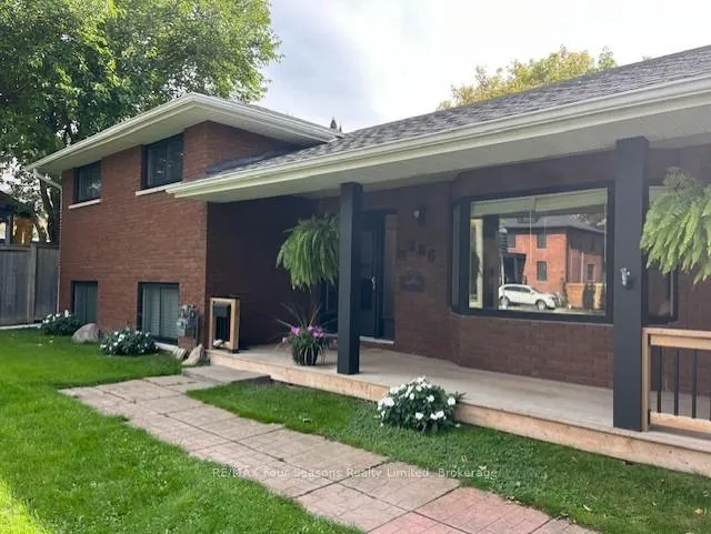 Front of 286 Sixth Street