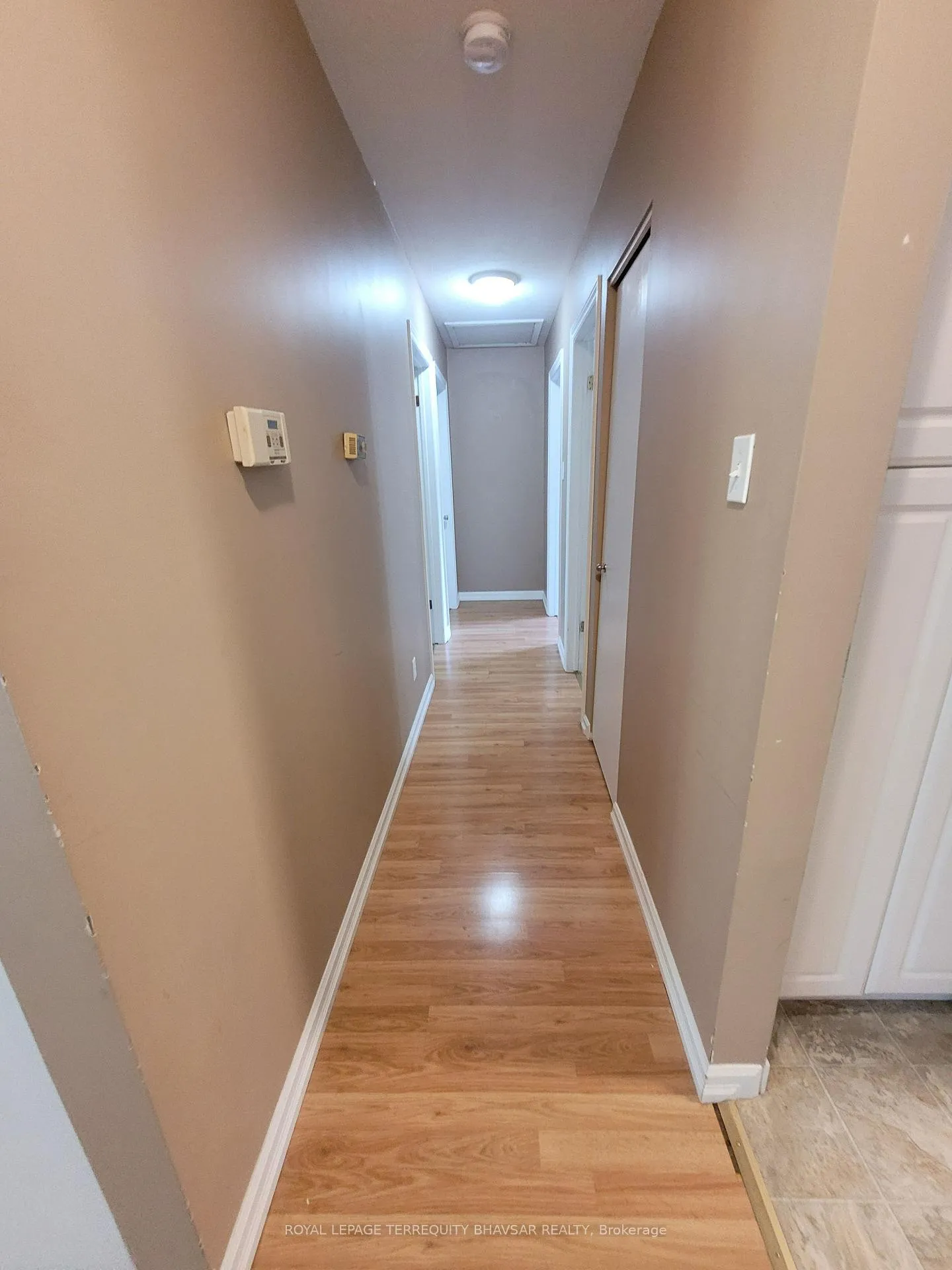 Photo 15 of 368 Lakeview Drive, Waterloo — HOMEH