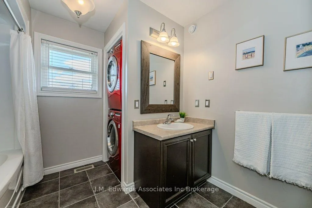 Photo 33 of 795 Beach Boulevard, Hamilton, Hamilton Beach — HOMEH