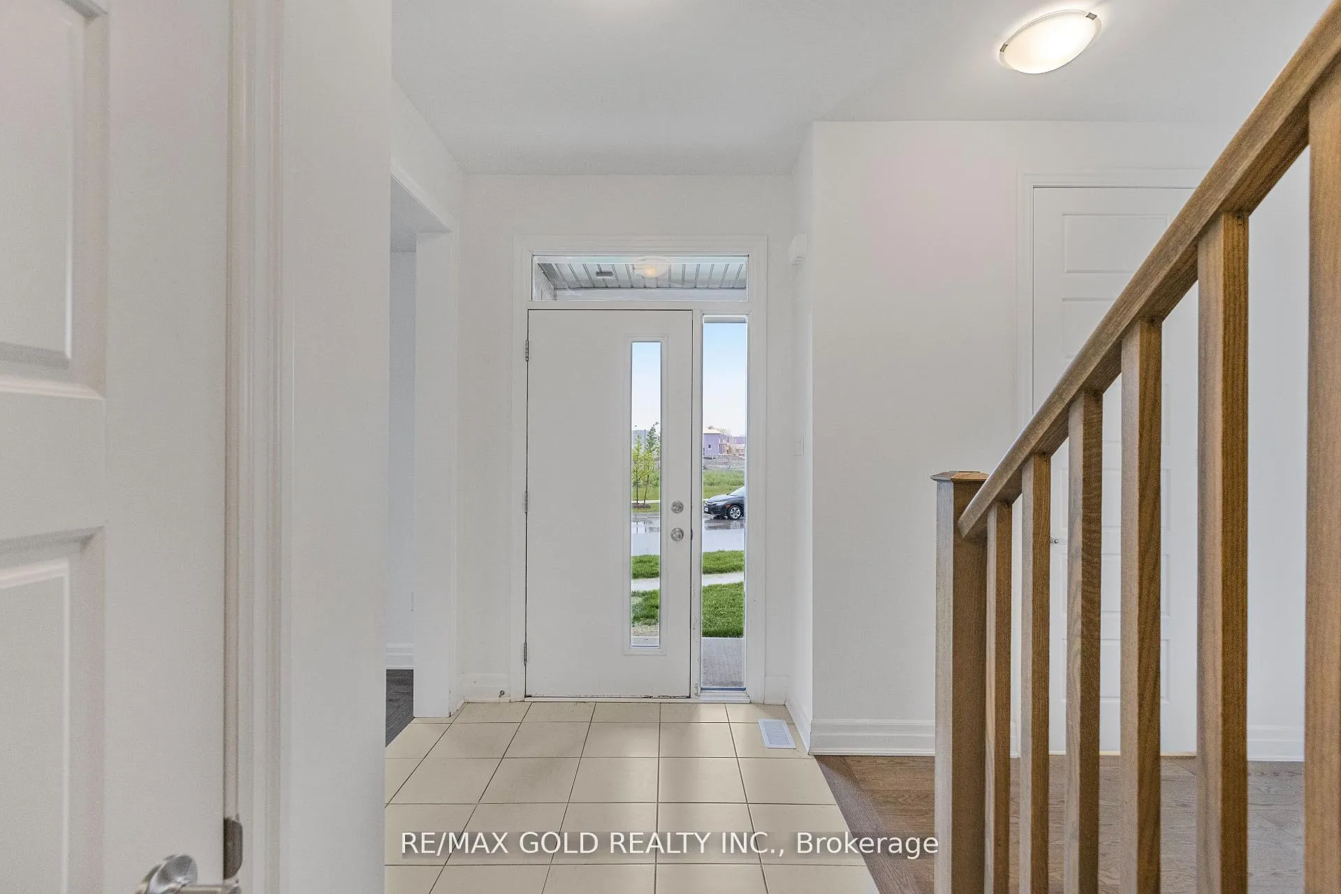 Photo 7 of 165 Forestwalk Street, Kitchener — HOMEH