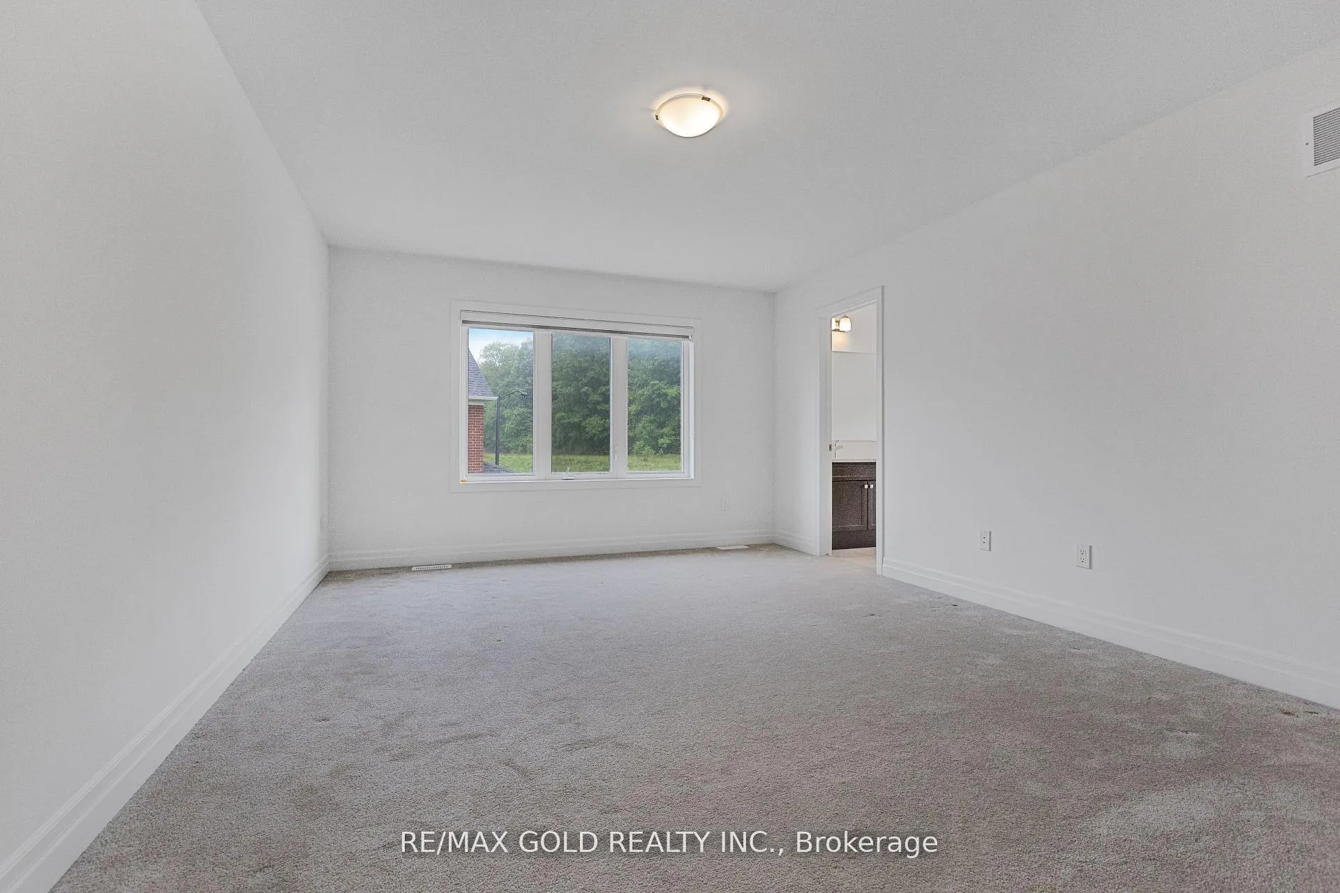 Photo 23 of 165 Forestwalk Street, Kitchener — HOMEH