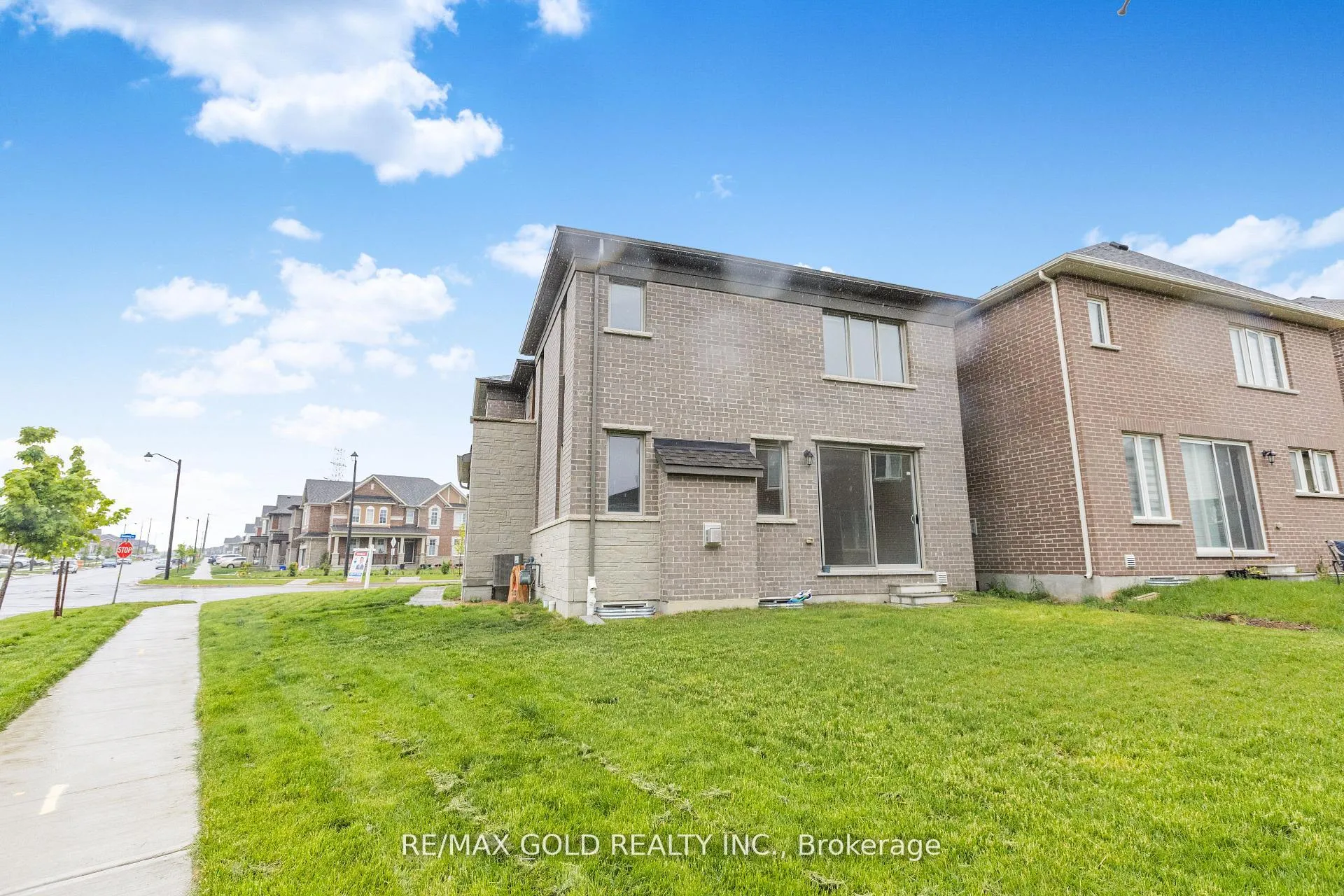 Photo 41 of 165 Forestwalk Street, Kitchener — HOMEH