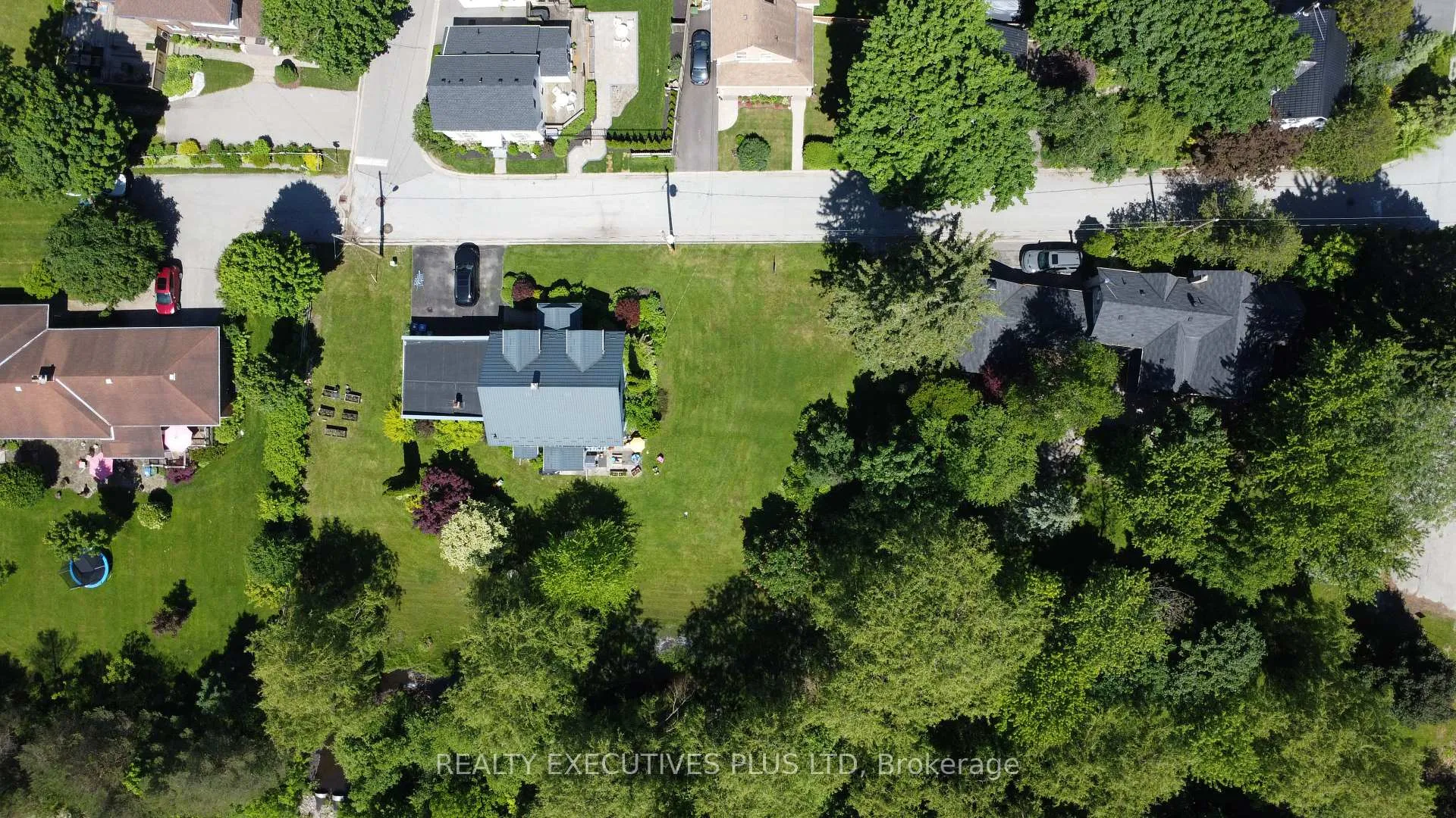 Photo 12 of 4 Cedar Street, Caledon, Caledon East — HOMEH