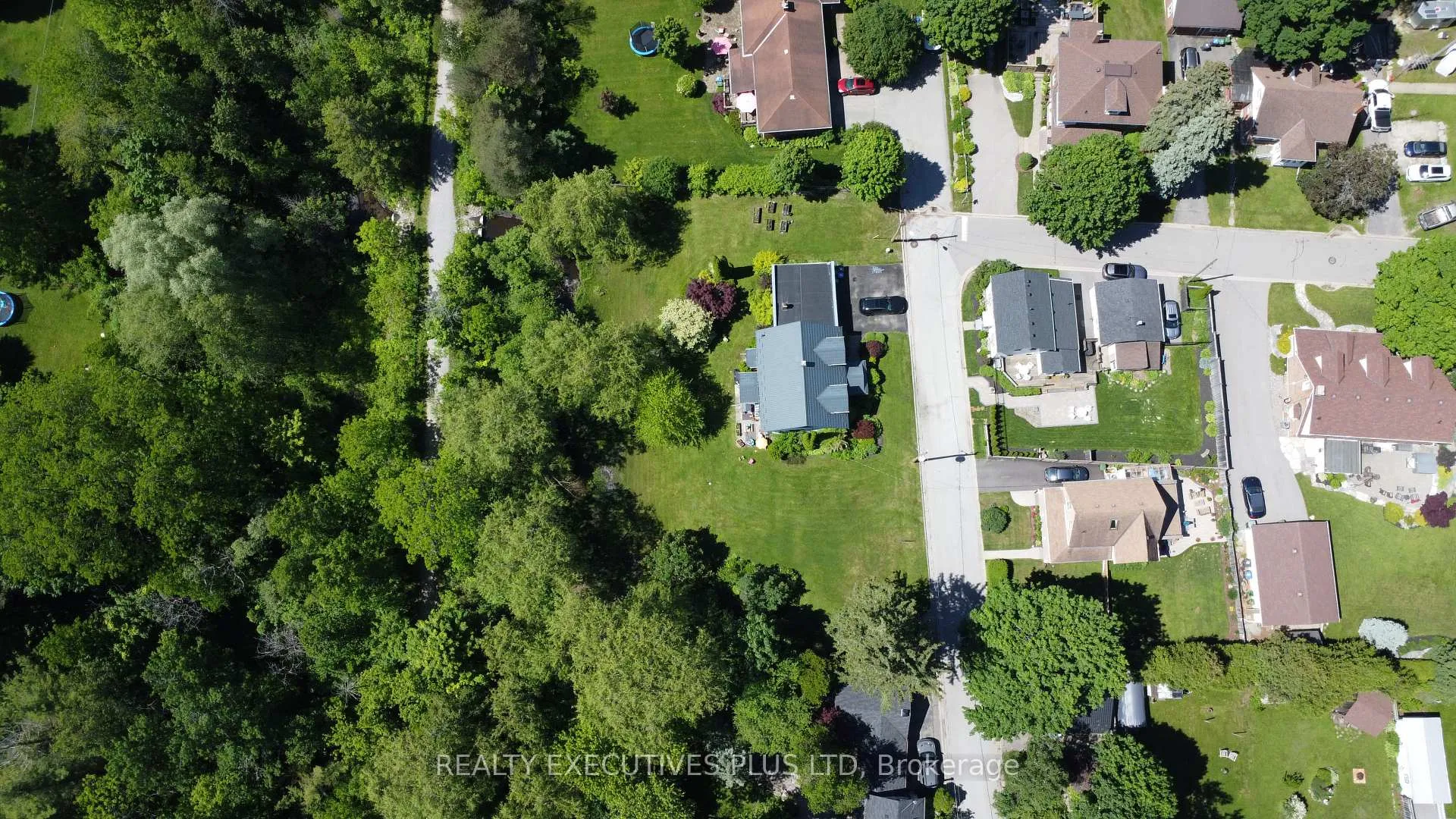 Photo 14 of 4 Cedar Street, Caledon, Caledon East — HOMEH