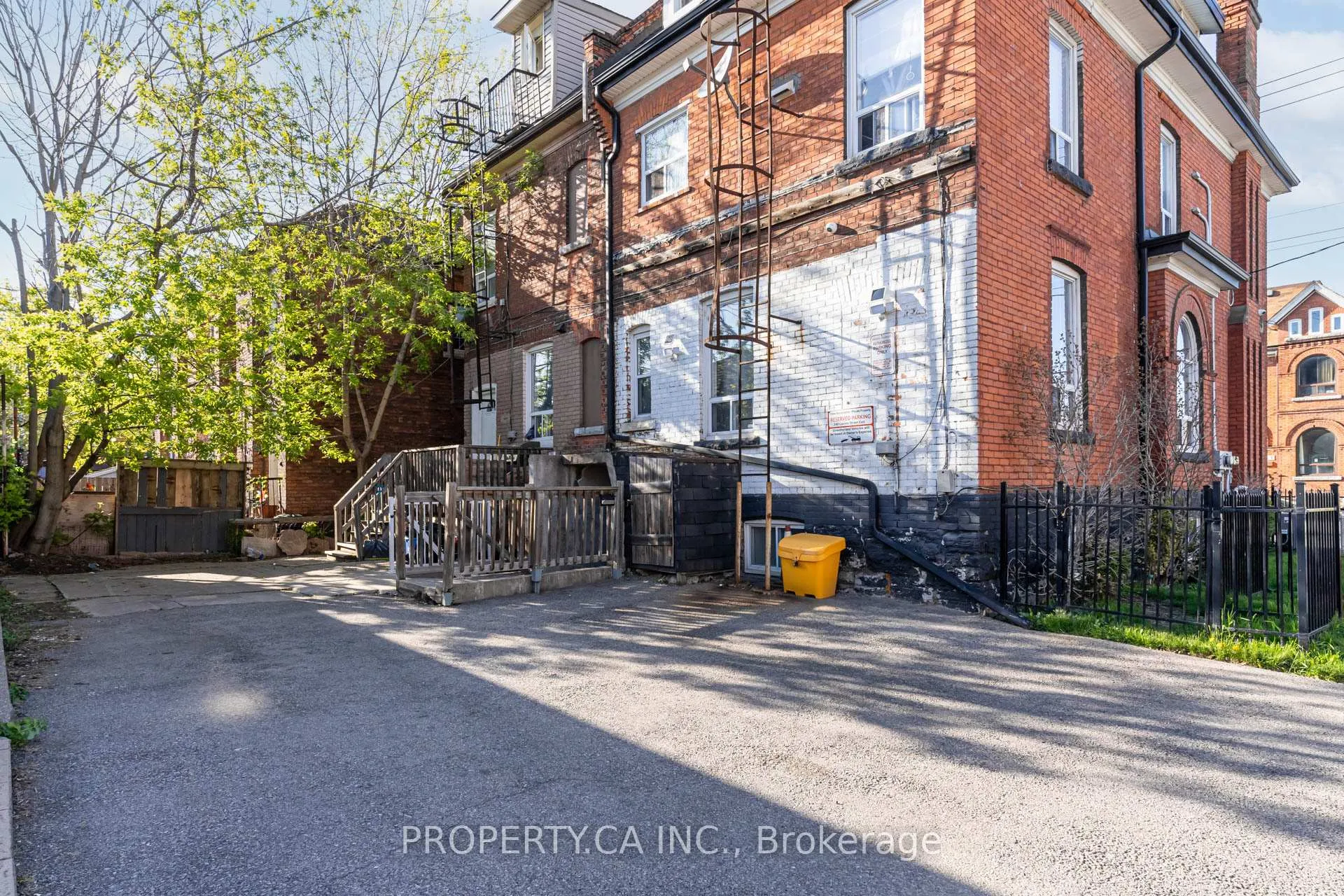 Photo 23 of Unit 1, 340 Cannon Street E, Hamilton, Landsdale — HOMEH