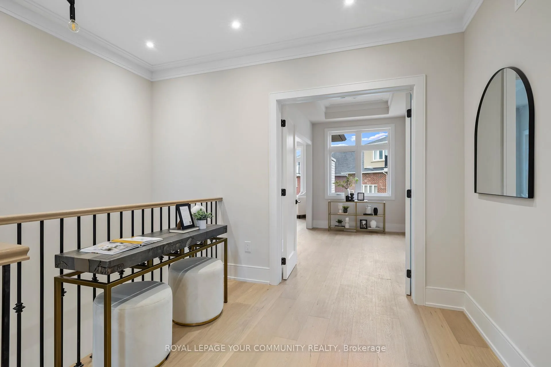 Photo 17 of 2 Bunn Court, Aurora, Bayview Northeast — HOMEH