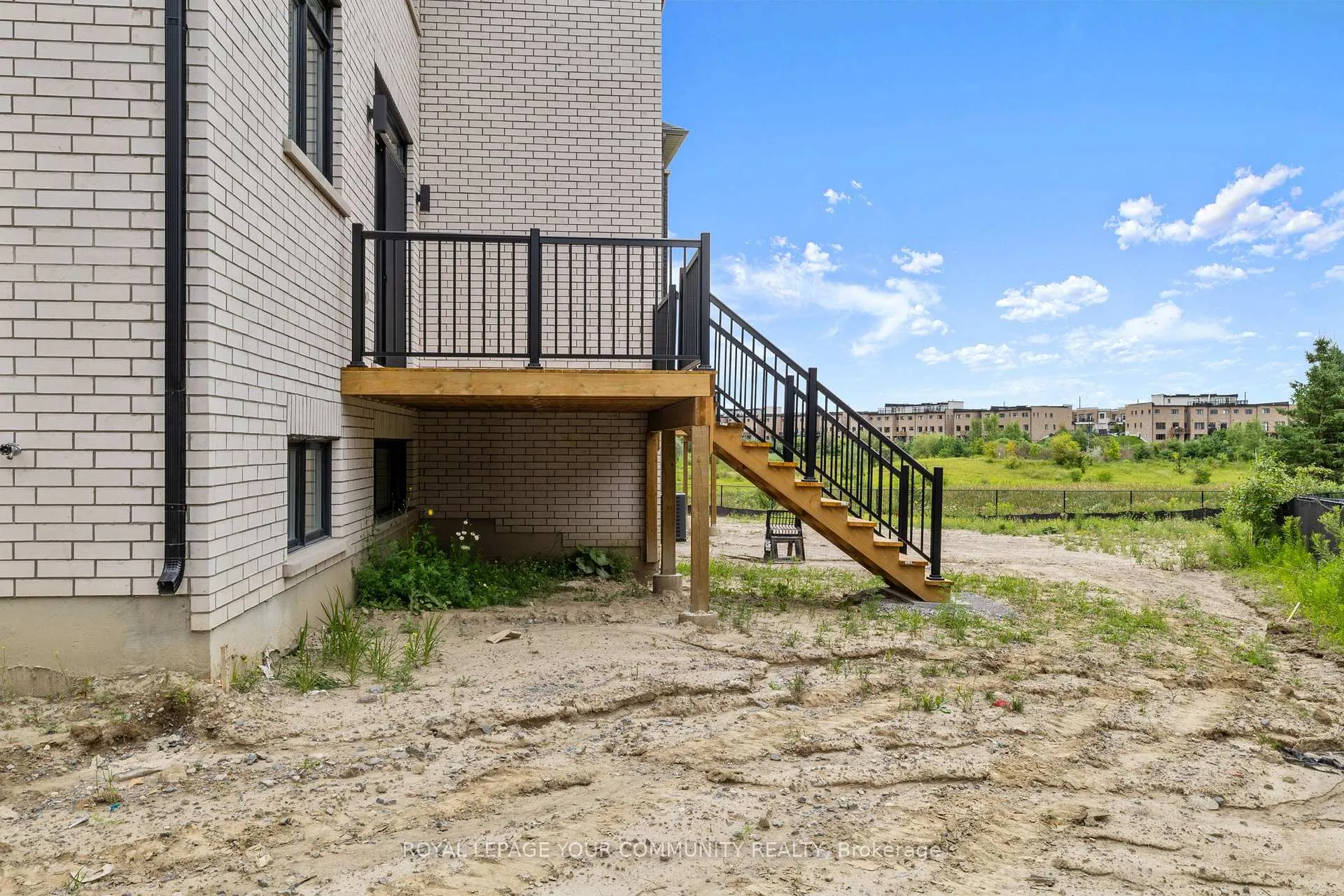 Photo 35 of 2 Bunn Court, Aurora, Bayview Northeast — HOMEH