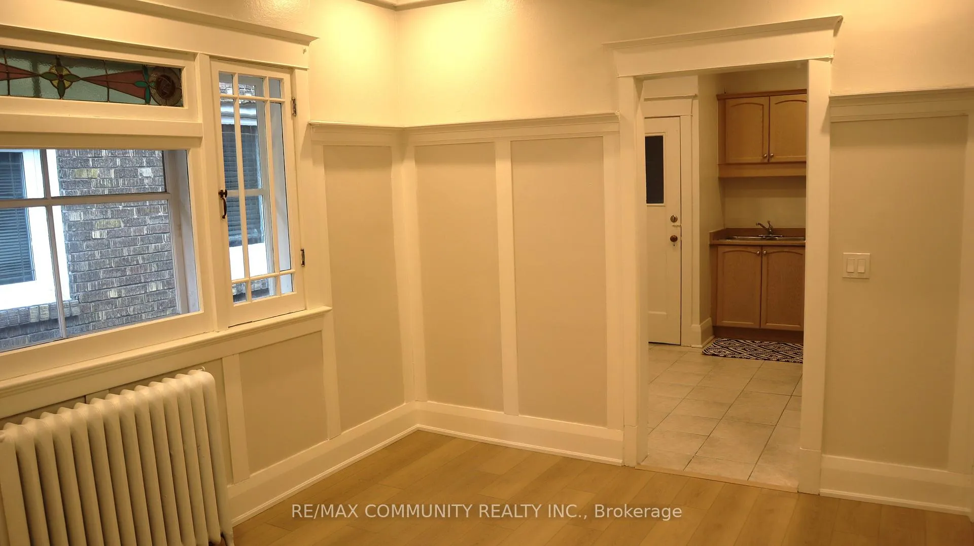 Photo 7 of Unit Main Fl, 731 Coxwell Avenue, Toronto, Danforth — HOMEH