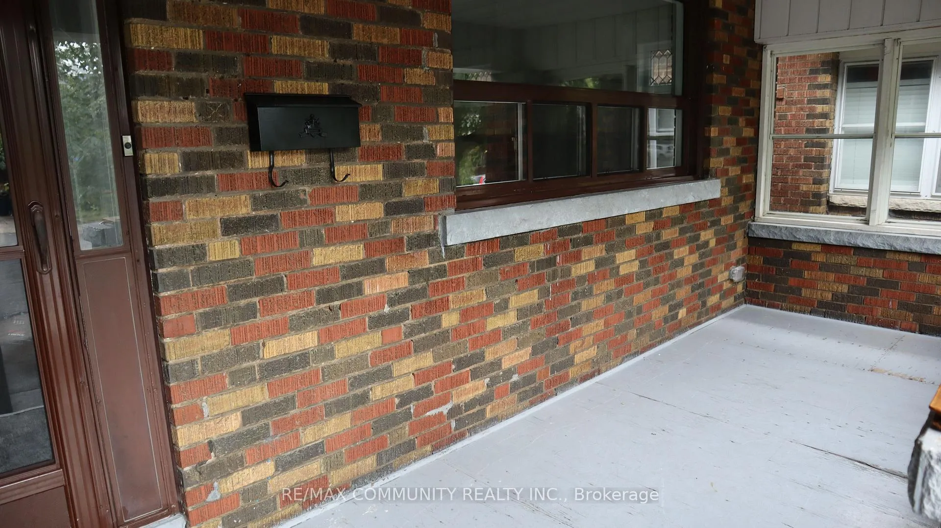 Photo 19 of Unit Main Fl, 731 Coxwell Avenue, Toronto, Danforth — HOMEH