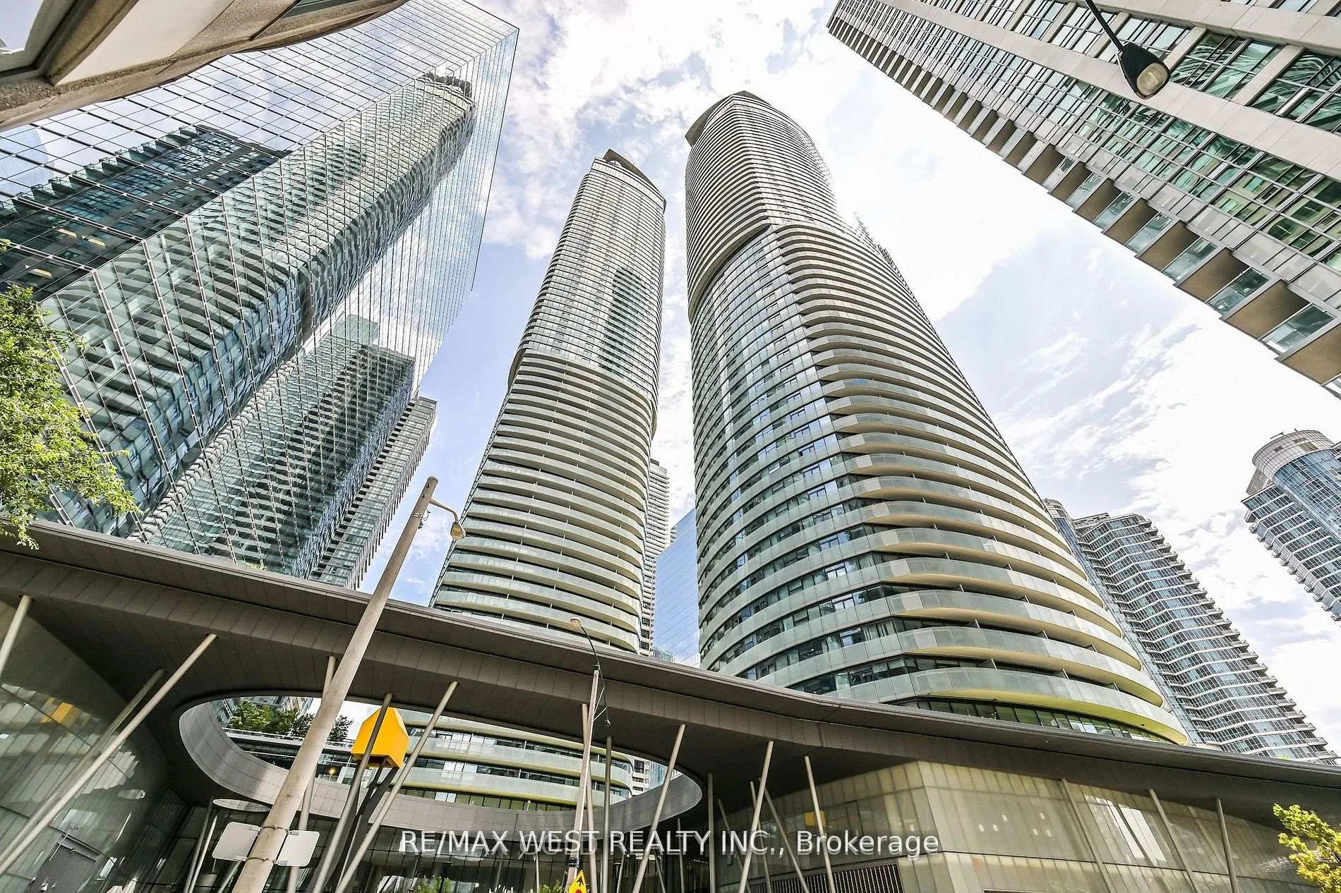 Photo 1 of Unit 4707, 14 York Street, Toronto, Waterfront Communities — HOMEH