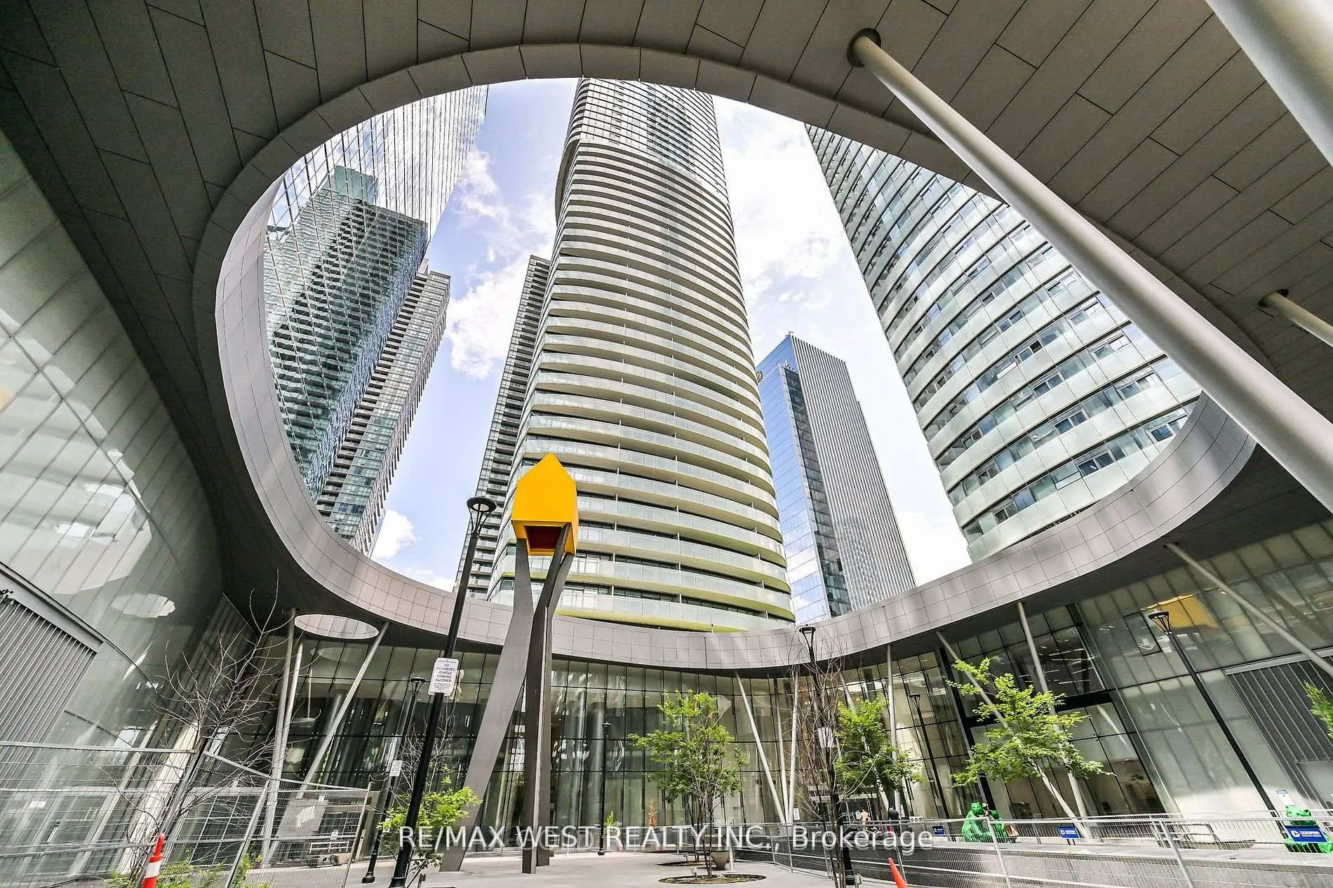 Photo 2 of Unit 4707, 14 York Street, Toronto, Waterfront Communities — HOMEH