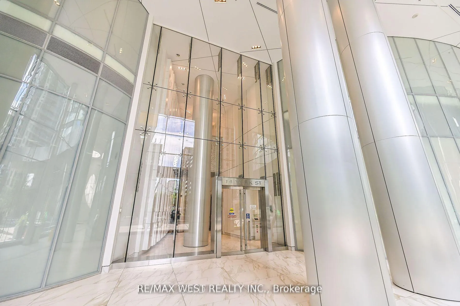 Photo 4 of Unit 4707, 14 York Street, Toronto, Waterfront Communities — HOMEH