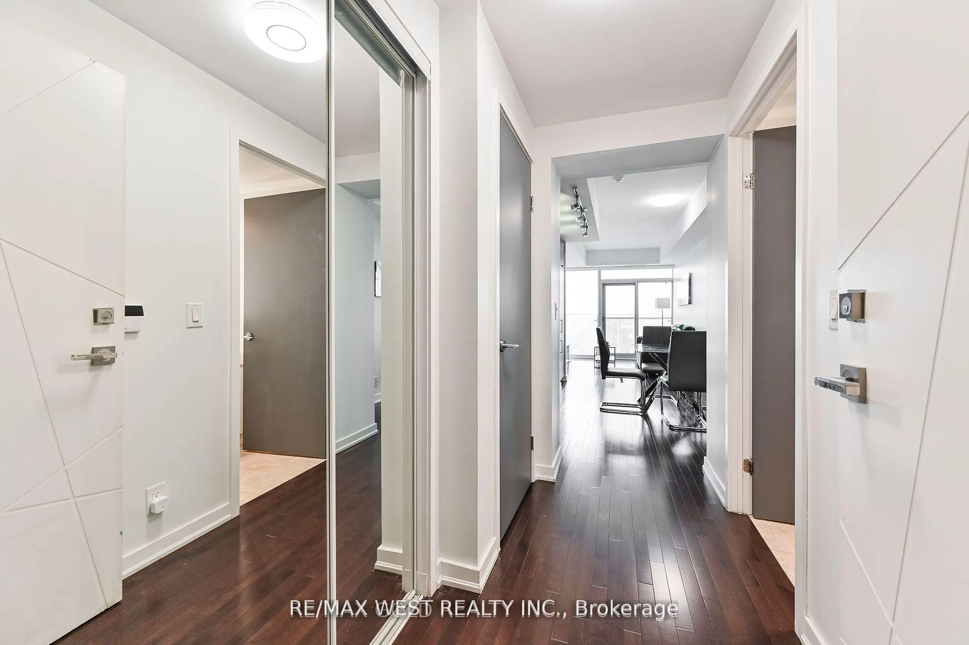 Photo 7 of Unit 4707, 14 York Street, Toronto, Waterfront Communities — HOMEH