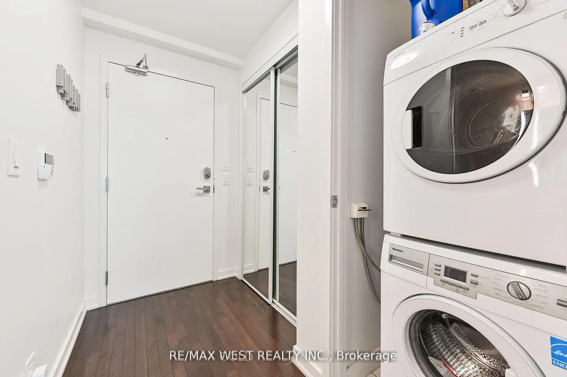 Photo 18 of Unit 4707, 14 York Street, Toronto, Waterfront Communities — HOMEH