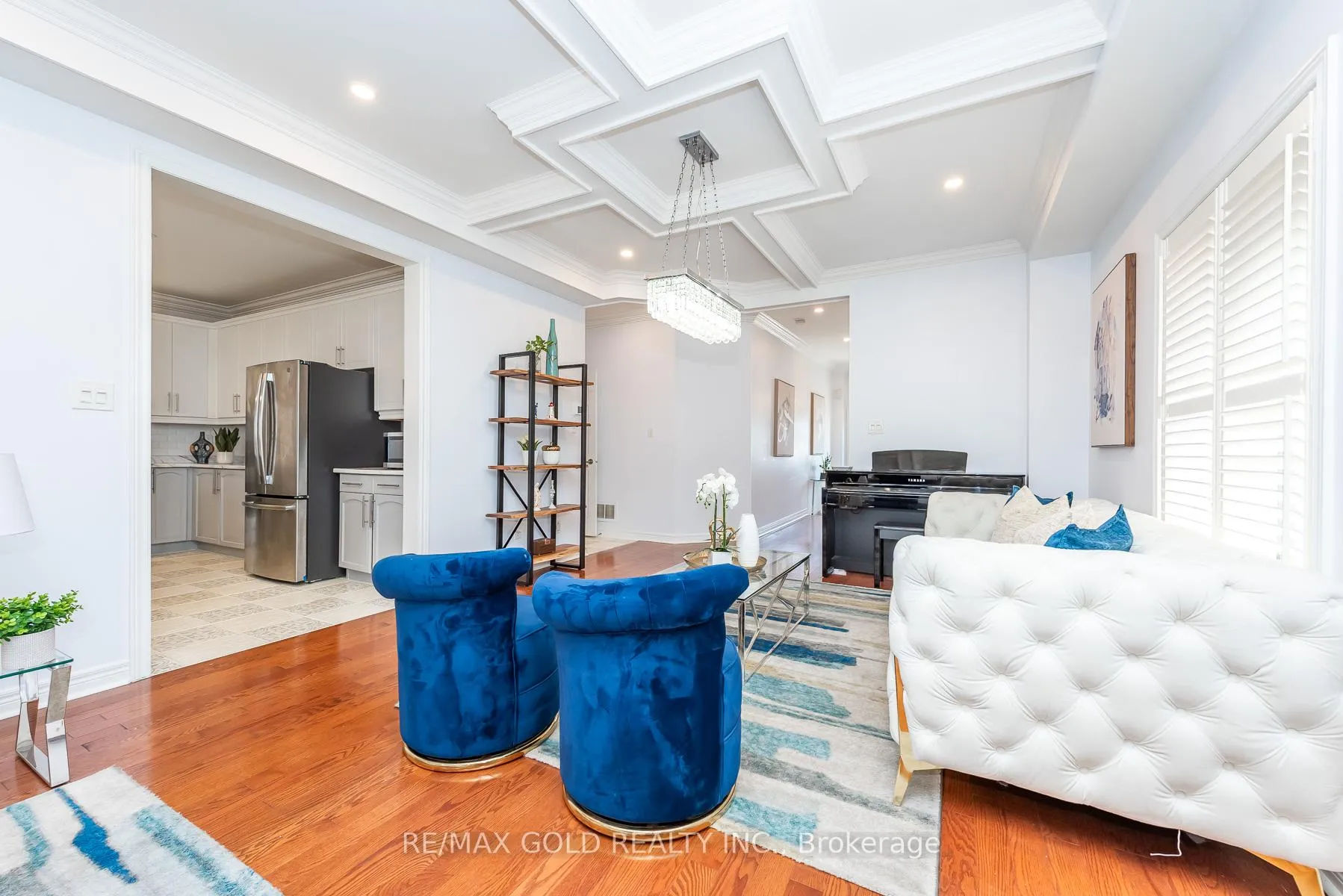 Photo 9 of 36 Tatra Crescent, Brampton, Bram West — HOMEH