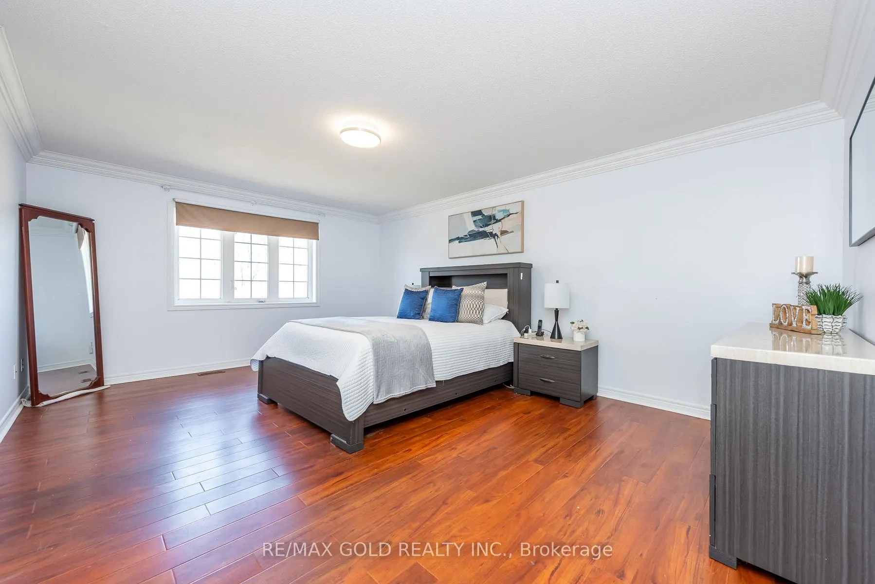 Photo 22 of 36 Tatra Crescent, Brampton, Bram West — HOMEH