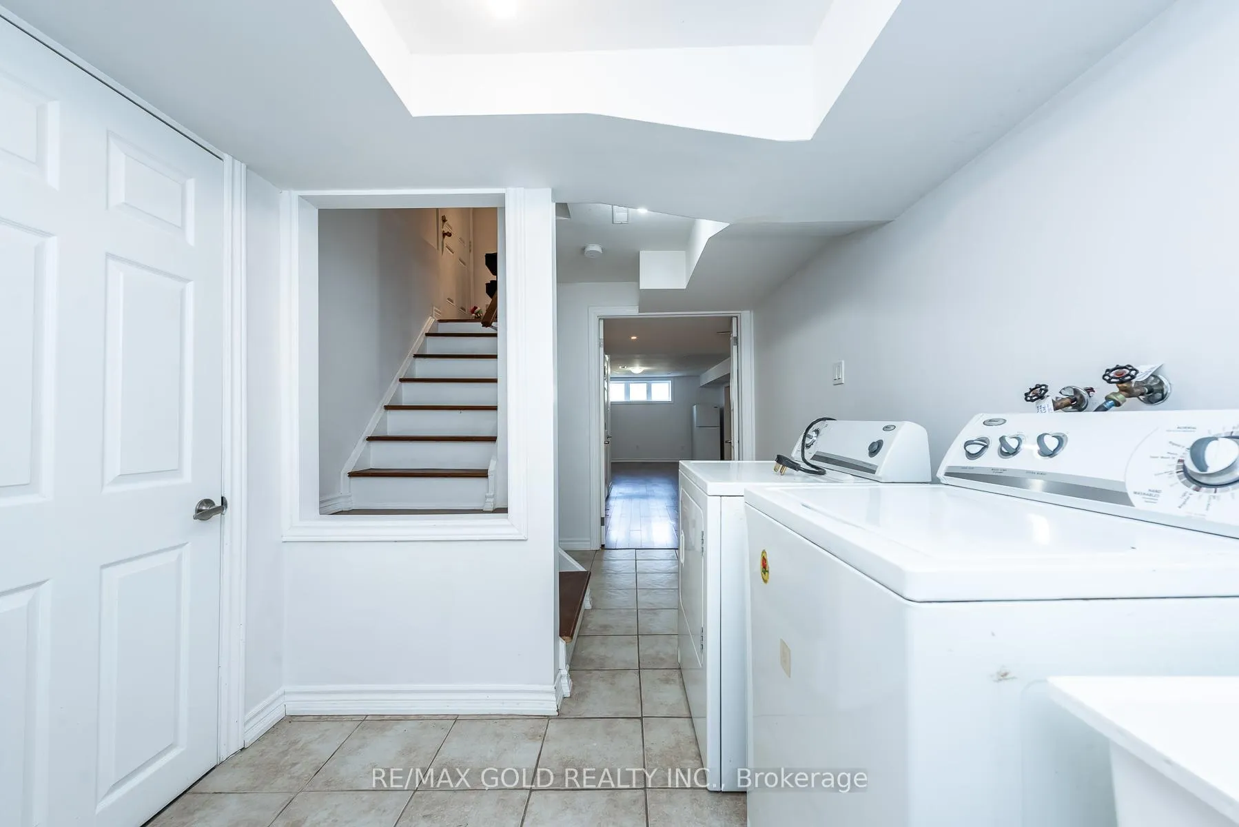 Photo 44 of 36 Tatra Crescent, Brampton, Bram West — HOMEH