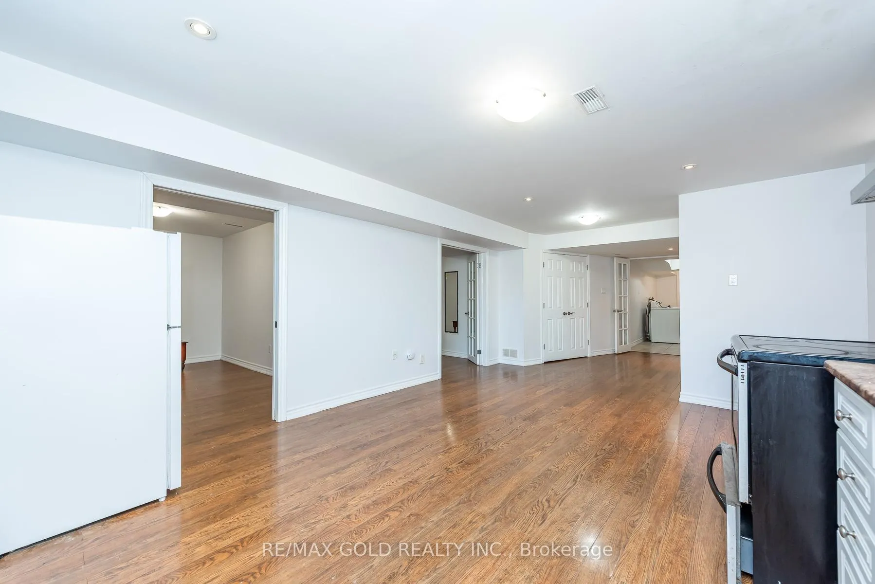 Photo 45 of 36 Tatra Crescent, Brampton, Bram West — HOMEH