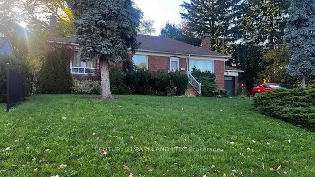 Photo 2 of 8 Kingsmere Crescent, Scarborough, Scarborough Village — HOMEH
