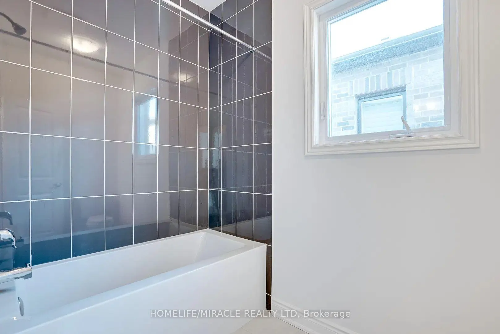 Photo 32 of 2172 Cayenne Street, Oshawa, Kedron — HOMEH