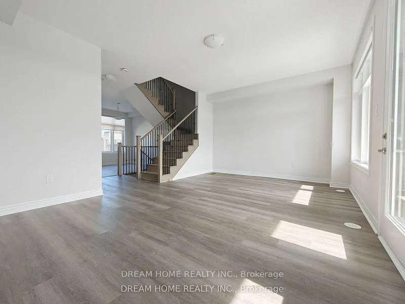 Photo 10 of 64 Johann Drive, Markham, Middlefield — HOMEH