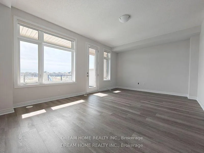 Photo 12 of 64 Johann Drive, Markham, Middlefield — HOMEH