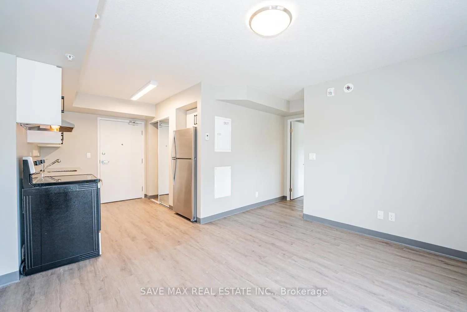 Photo 11 of Unit 610, 595 Strasburg Road, Kitchener — HOMEH