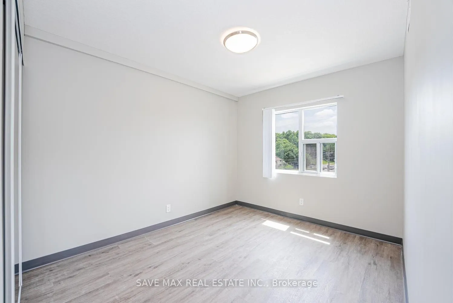 Photo 12 of Unit 610, 595 Strasburg Road, Kitchener — HOMEH
