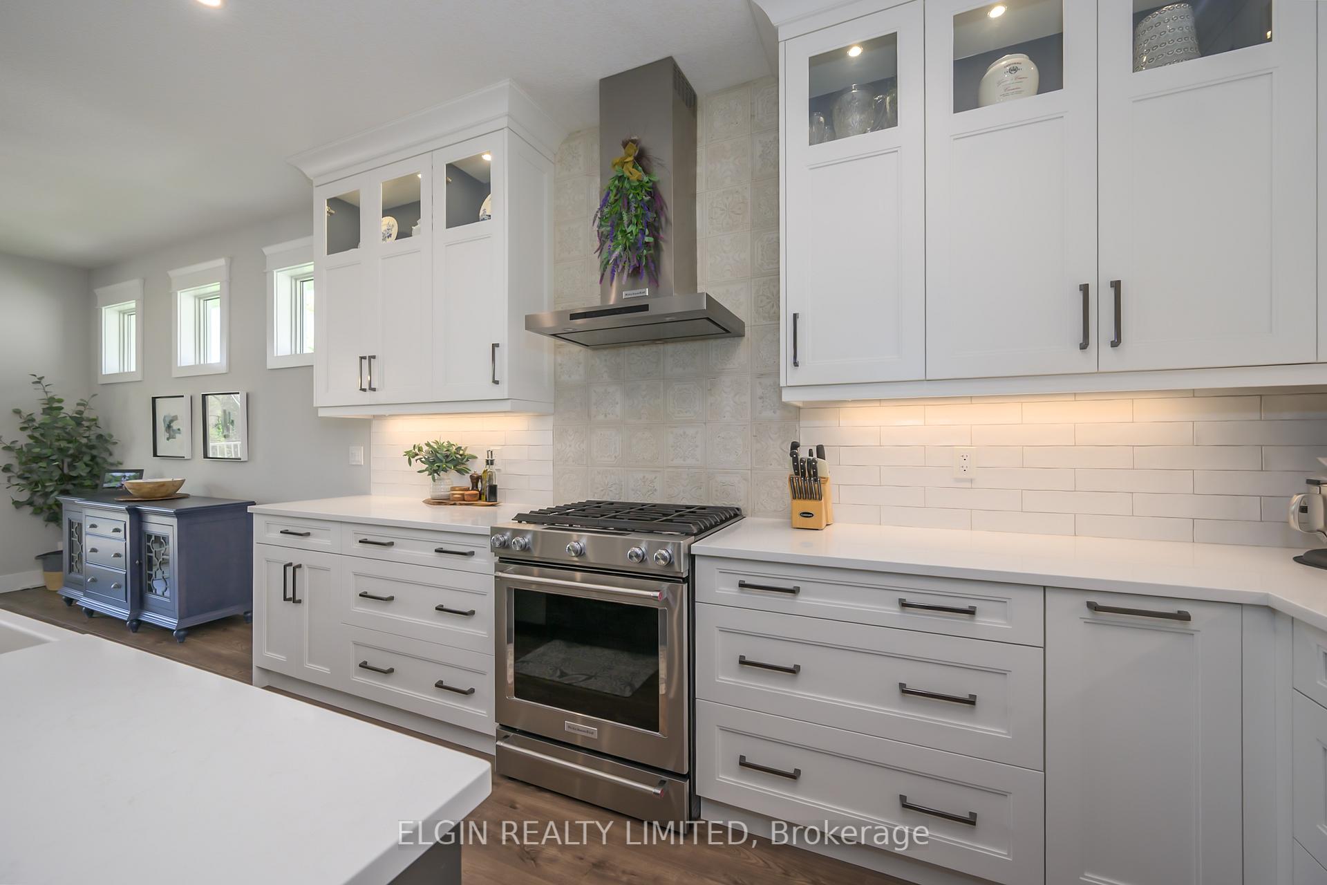 Photo 7 of 134 Old Field Lane, Central Elgin, Rural Central Elgin — HOMEH
