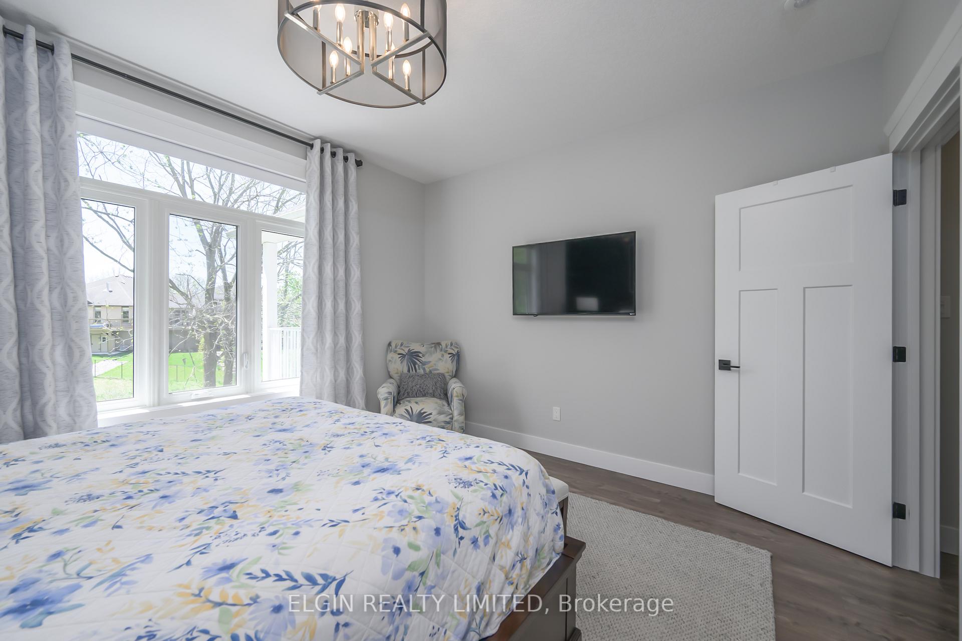 Photo 15 of 134 Old Field Lane, Central Elgin, Rural Central Elgin — HOMEH