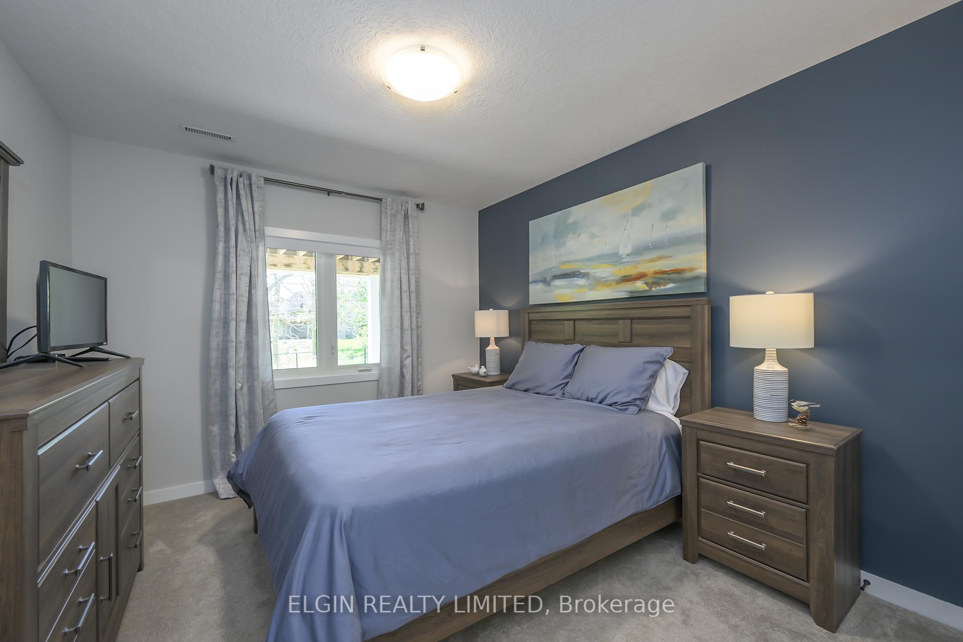 Photo 24 of 134 Old Field Lane, Central Elgin, Rural Central Elgin — HOMEH