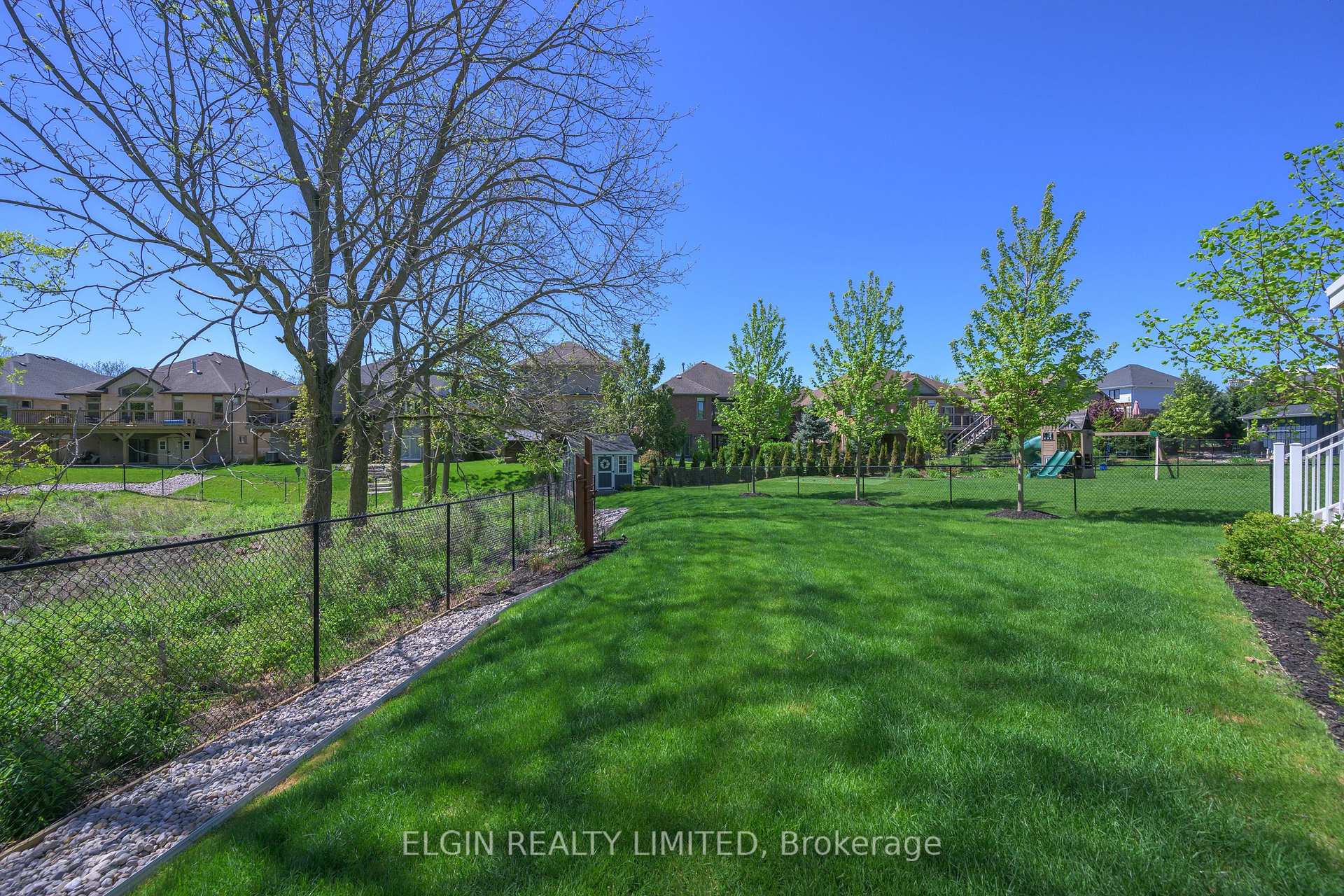 Photo 35 of 134 Old Field Lane, Central Elgin, Rural Central Elgin — HOMEH