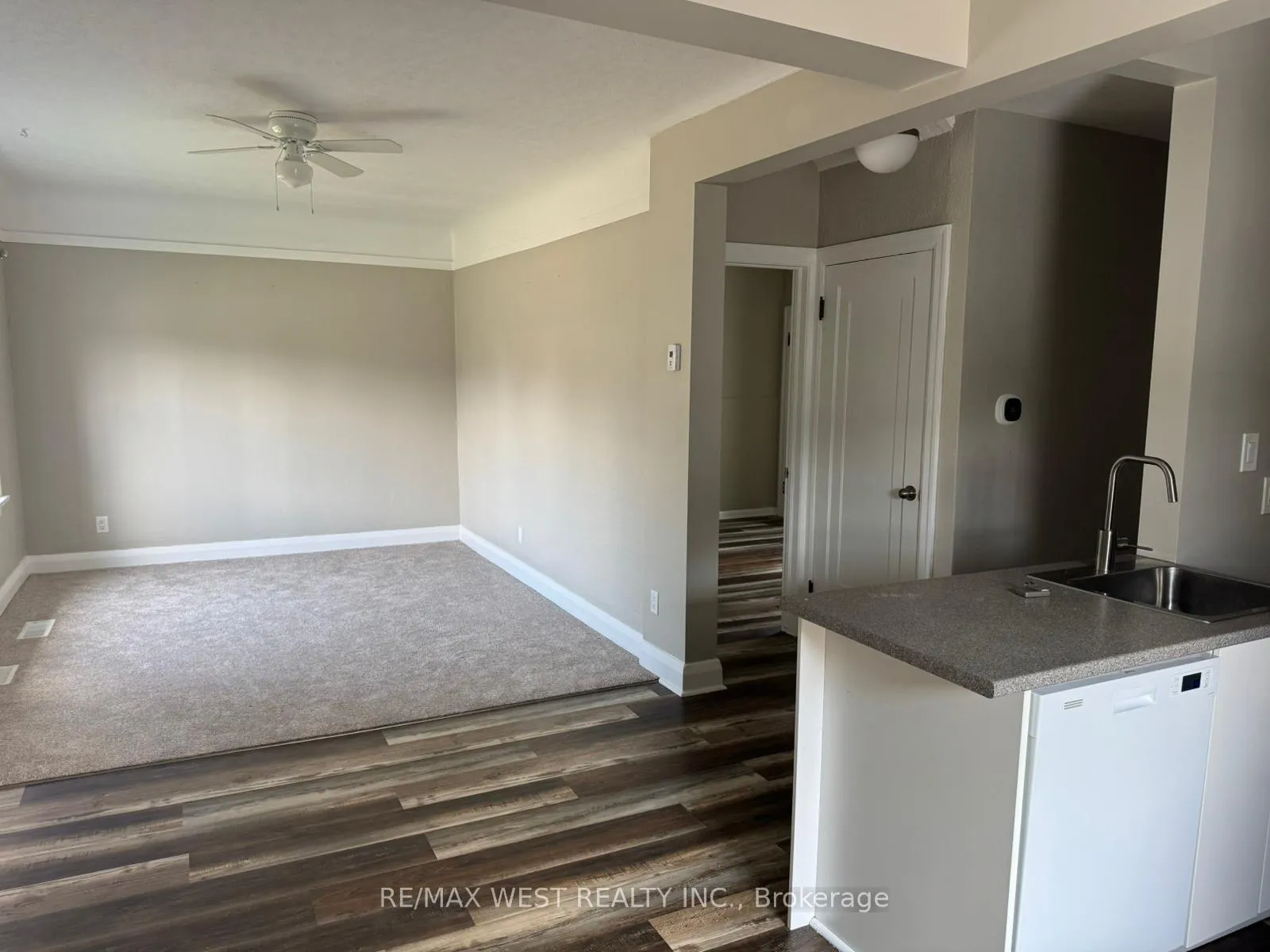 Photo 11 of 315 Ottawa Street S, Kitchener, Mill Courtland Woodside Park — HOMEH