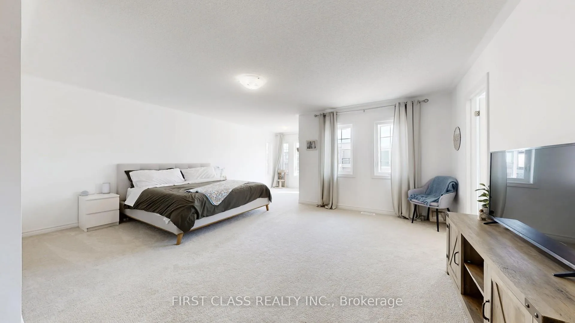 Photo 24 of 5 Harvest Crescent, Barrie, Rural Barrie Southeast — HOMEH