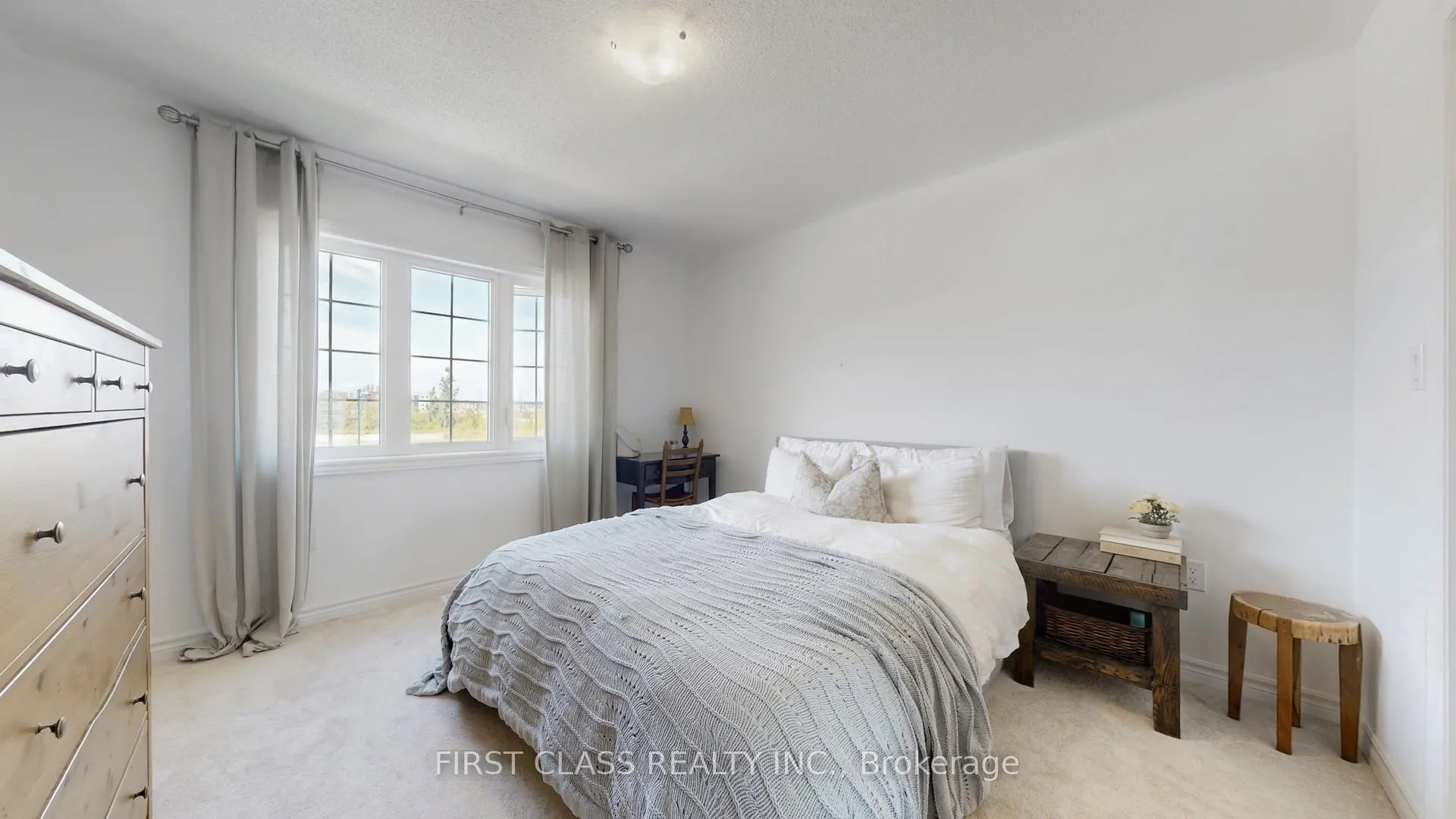 Photo 31 of 5 Harvest Crescent, Barrie, Rural Barrie Southeast — HOMEH