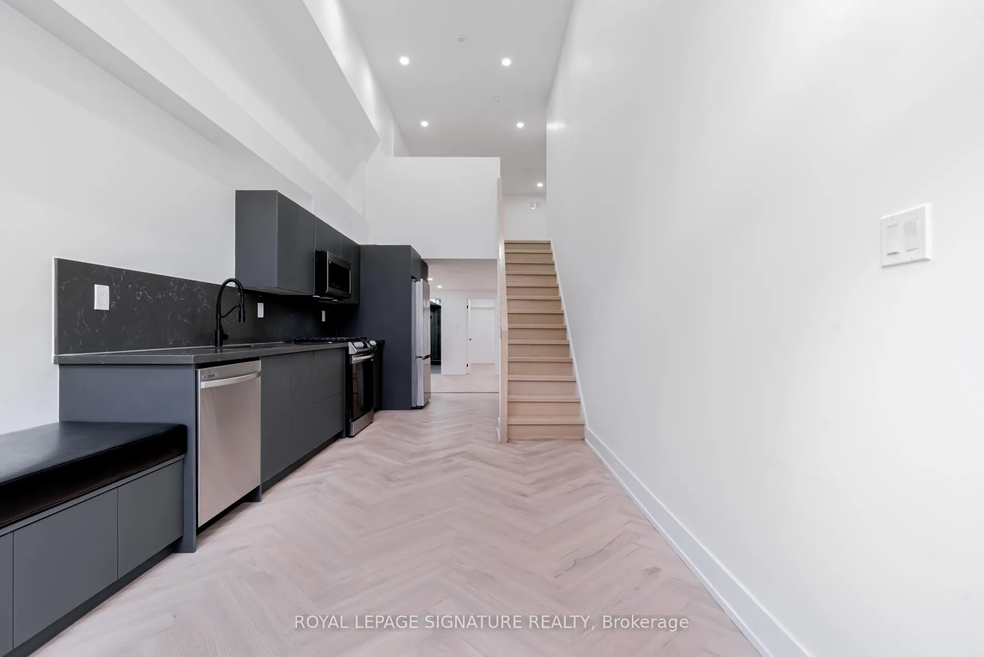 Photo 1 of Unit 3, 861 O'Connor Drive, Toronto, O'Connor-Parkview — HOMEH