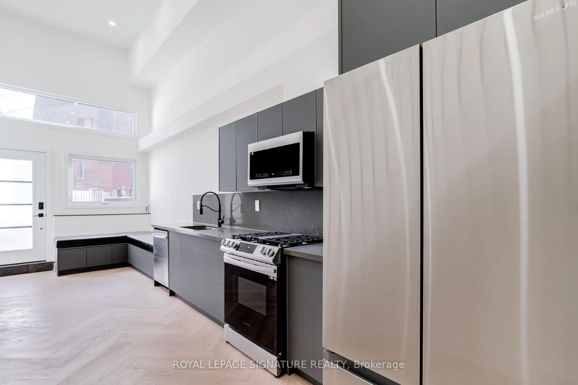 Photo 3 of Unit 3, 861 O'Connor Drive, Toronto, O'Connor-Parkview — HOMEH